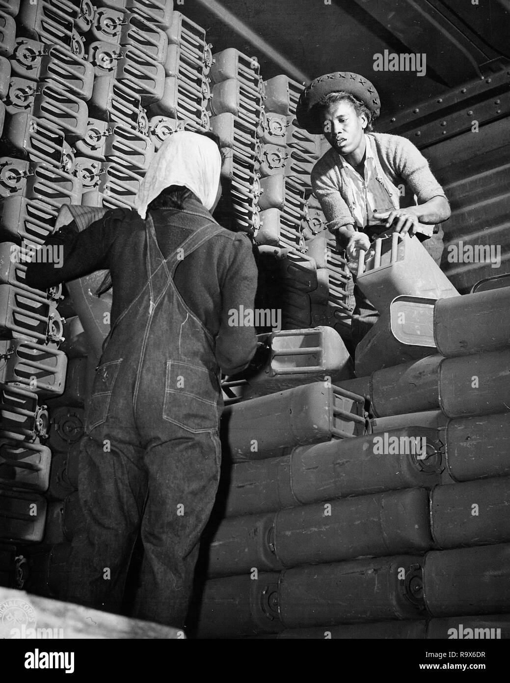 African american women world war ii hi-res stock photography and images ...