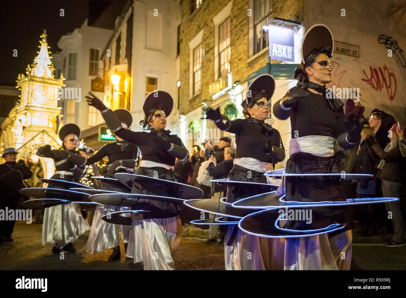 Brighton, East Sussex, UK. 21st Dec 2018. Burning of the Clocks lantern parade marking the shortest day of the year. © Guy Corbishley/Alamy Live News Stock Photo