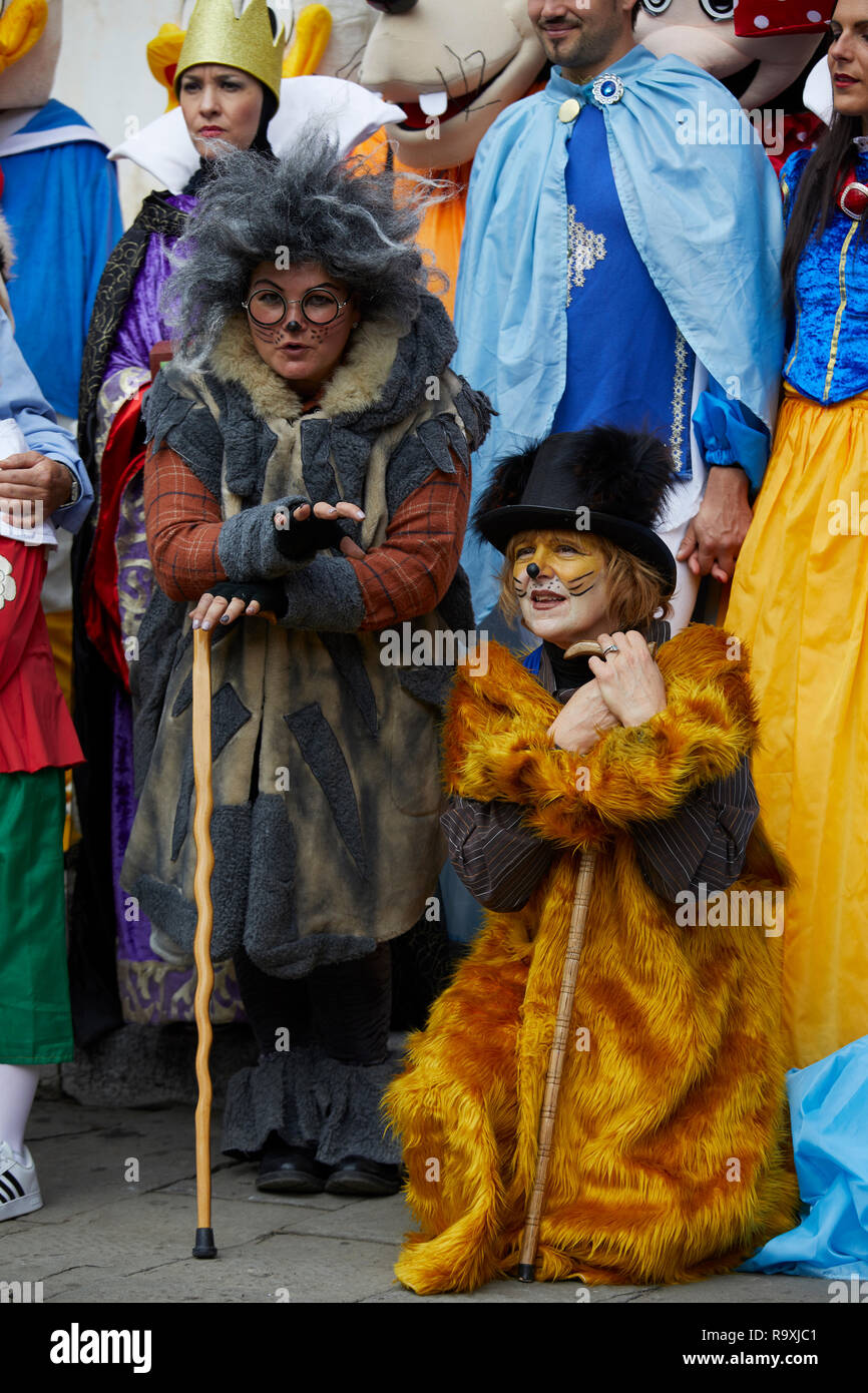 The fox and the cat cosplayers at Lucca Comics 2018, Italy Stock Photo -  Alamy