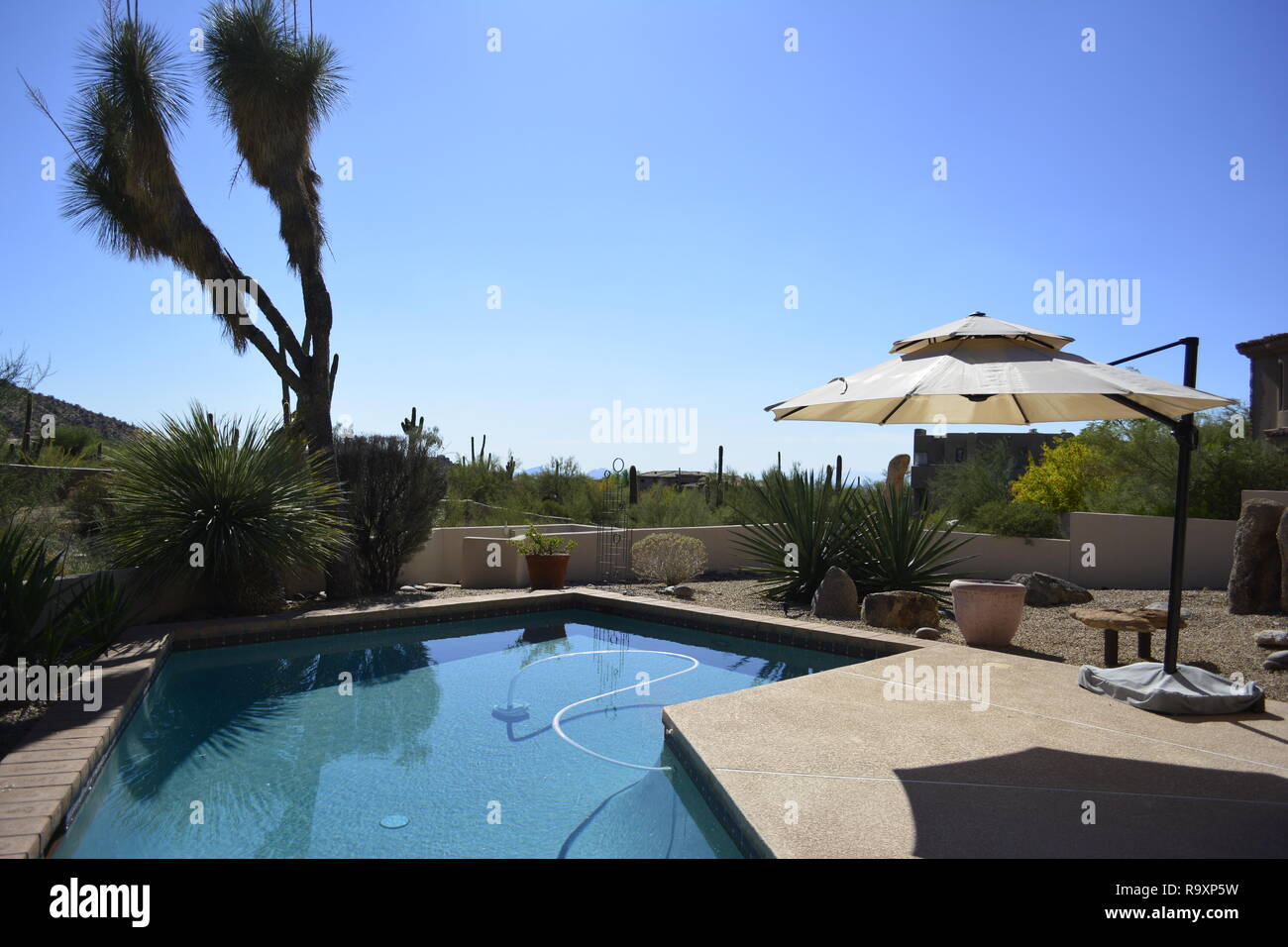 Resort style backyard Stock Photo - Alamy