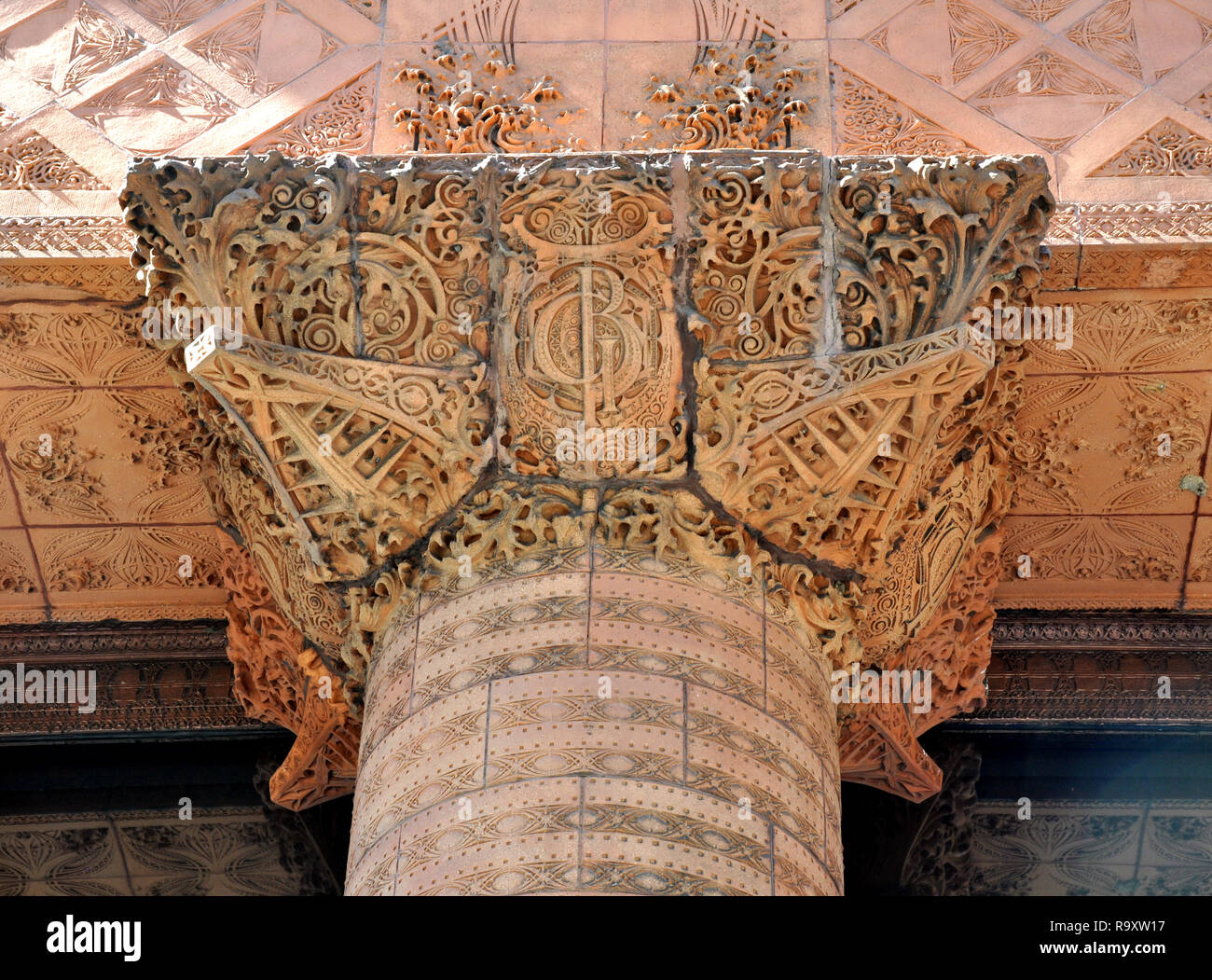 Ornamental Capital of the Guaranty Trust Building by Louis Sullivan and Dankmar Adler, Downtown Buffalo, NY Stock Photo