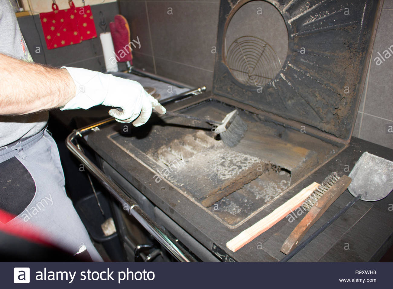 Kitchen Stove High Resolution Stock Photography and Images Alamy