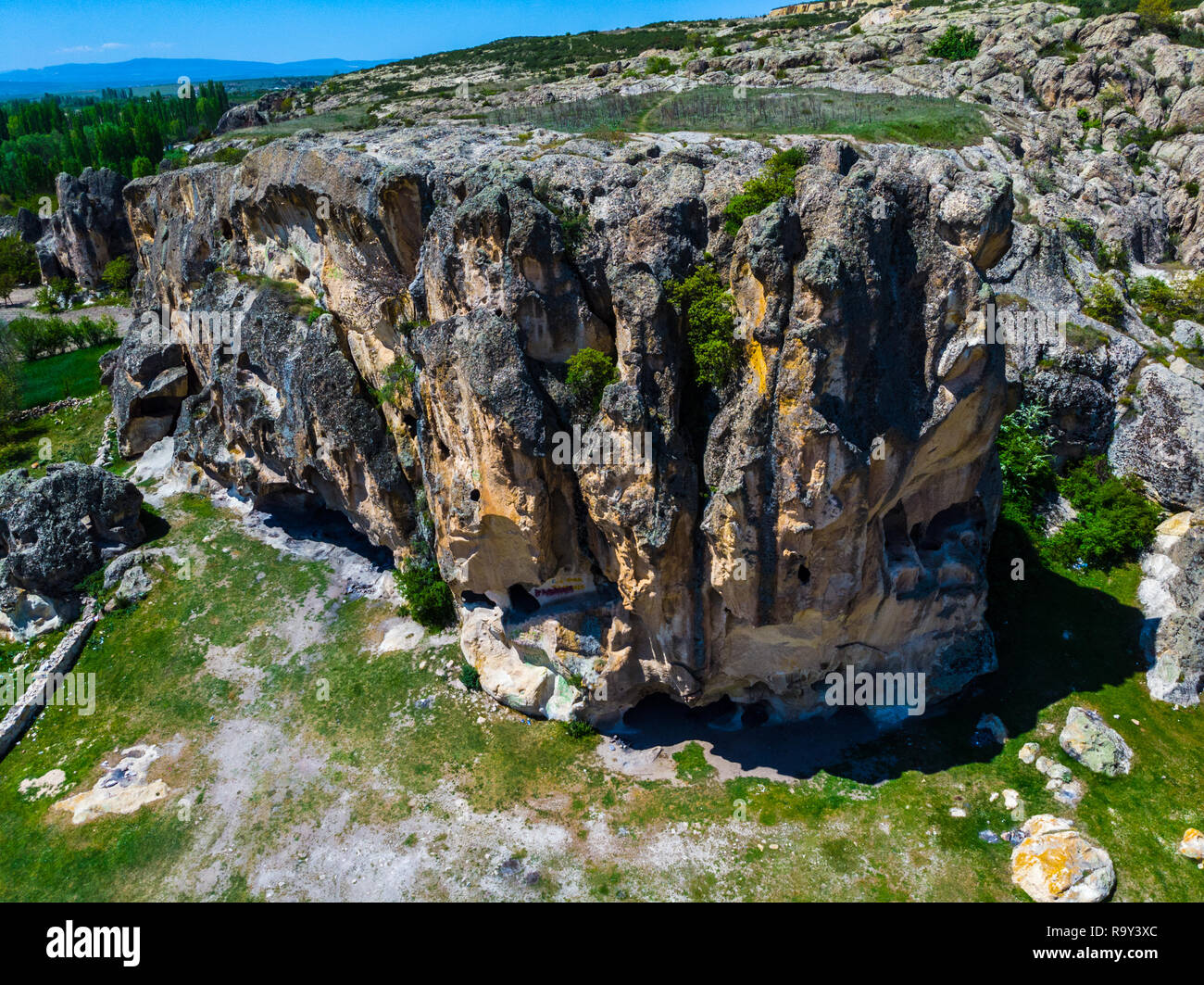 phrygian-valley-or-frig-vadisi-top-view-famous-touristic-attraction