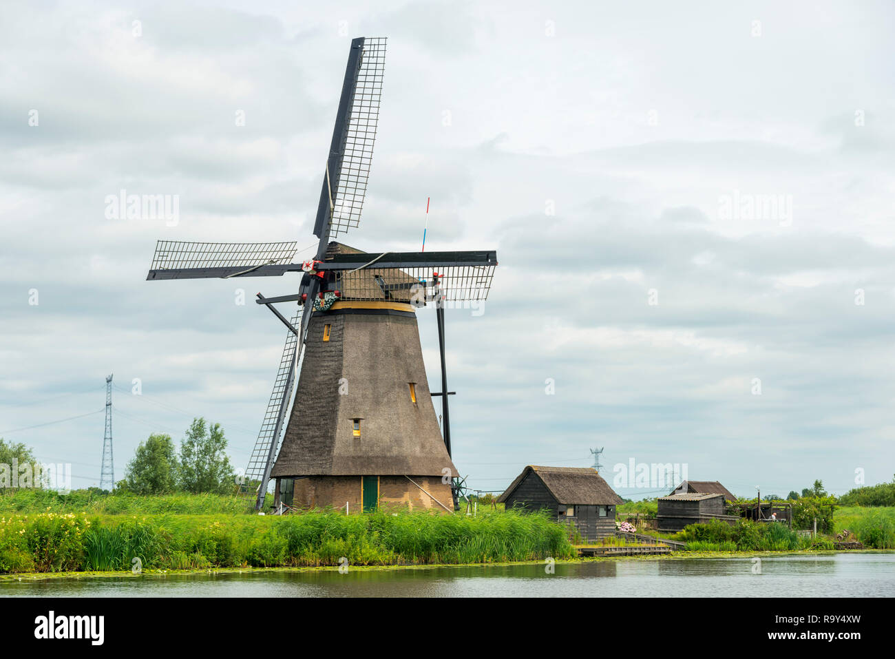 Kinderdijk Netherlands windmills Stock Photo - Alamy