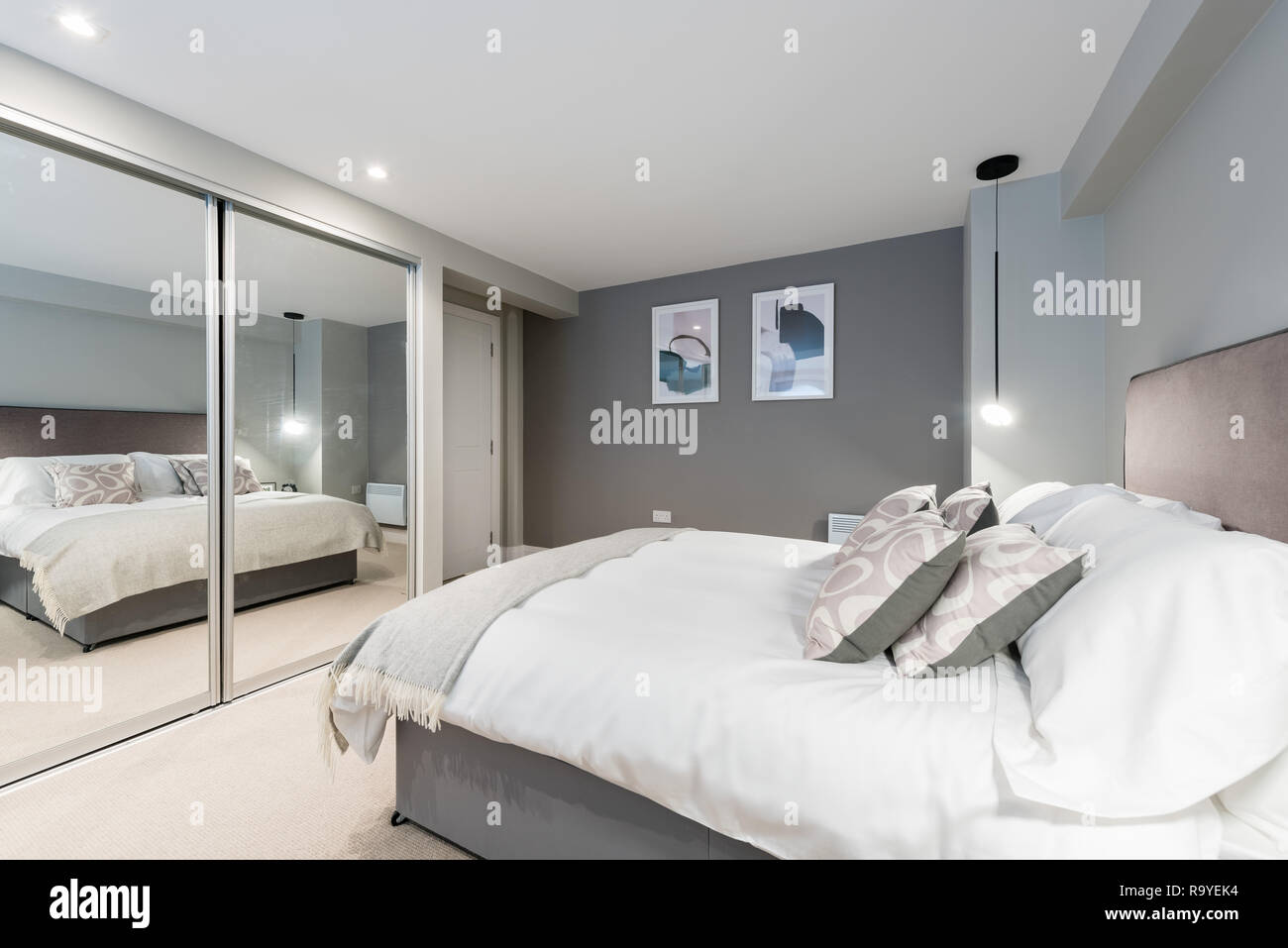 Edwardian bedroom hires stock photography and images Alamy