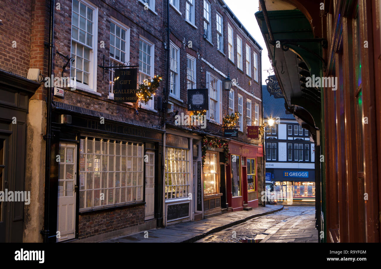 The Shambles York Christmas High Resolution Stock Photography And 