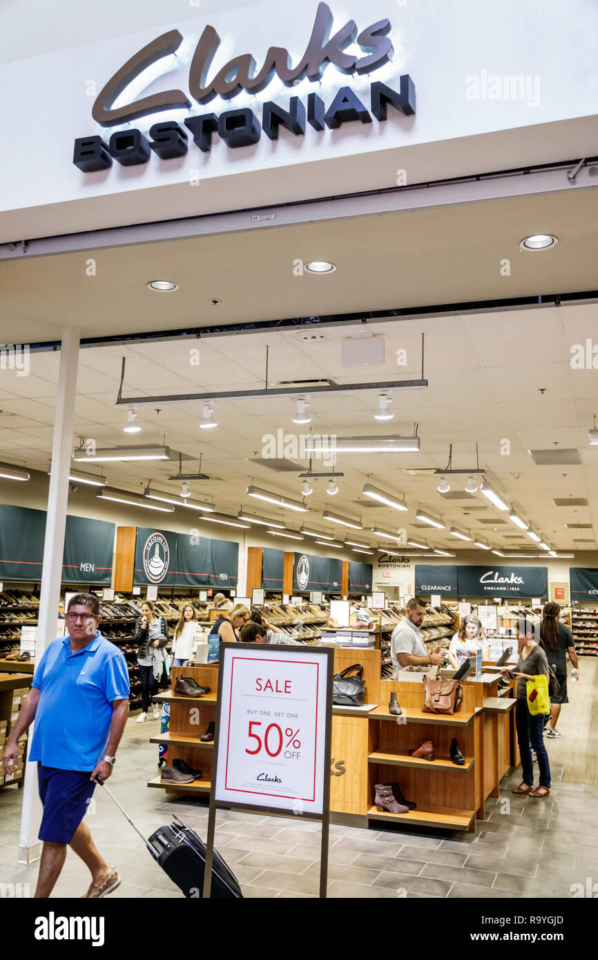 Fort Ft. Lauderdale Florida,Sunrise,Sawgrass Mills mall,Clarks Bostonian  Outlet,shoes,product products display sale,front entrance,promotion 50%  disco Stock Photo - Alamy