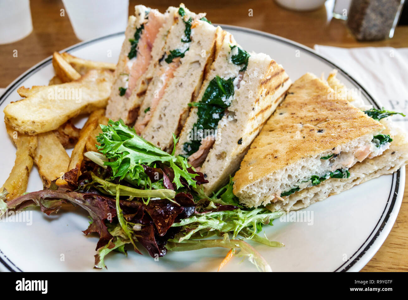 Fort Ft. Lauderdale Florida,Sunrise,Sawgrass Mills Mall,Paul Maison de