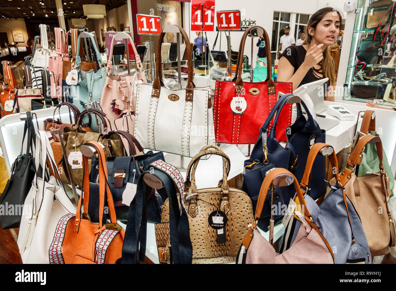 sawgrass mills luggage