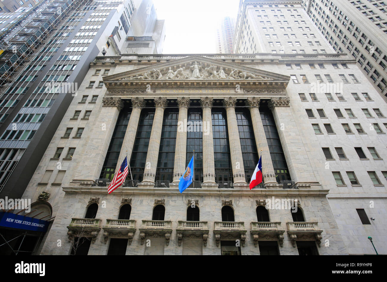 20.02.2018, New York City, New York, Vereinigte Staaten von Amerika - Stock Exchange, Wall Street, Boerse, Manhattan, USA. 00X180220D112CARO [MODEL RE Stock Photo