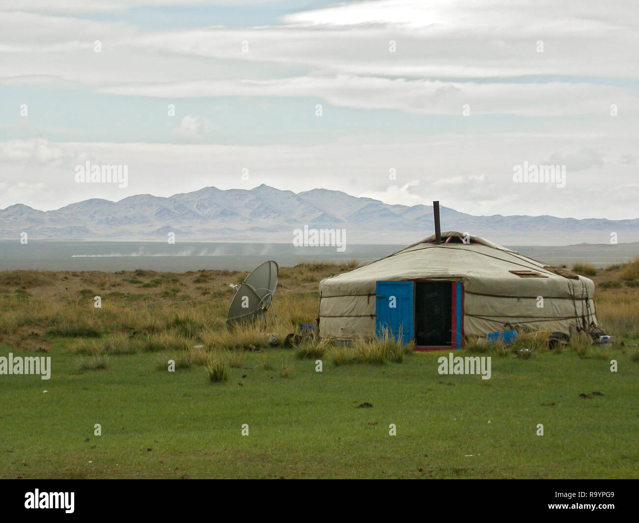 Mongolian Yurt with satellite TV in open steppe countryside, Bulgan, Mongolia Stock Photo