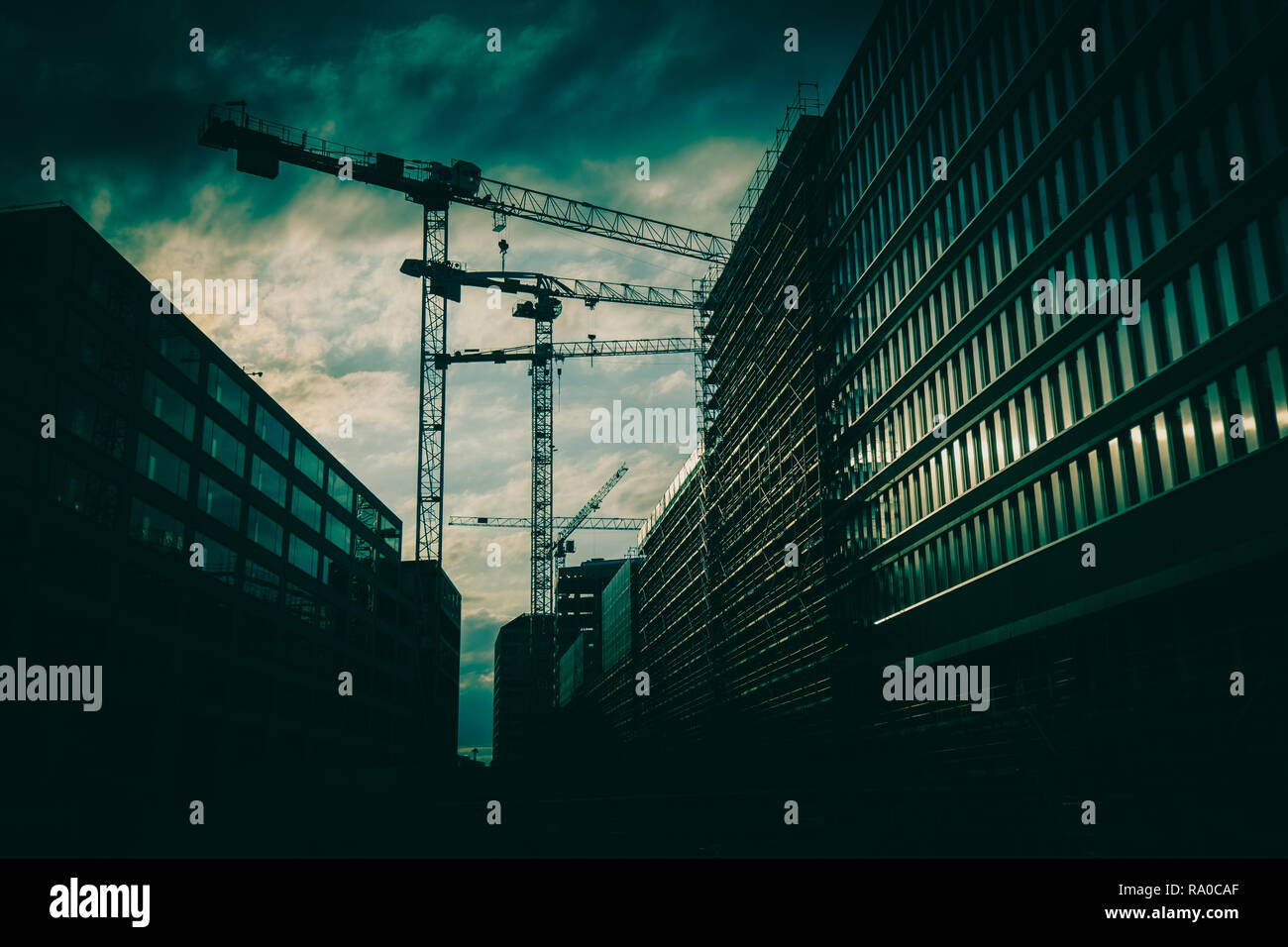 Silhouette city construction site hi-res stock photography and images ...