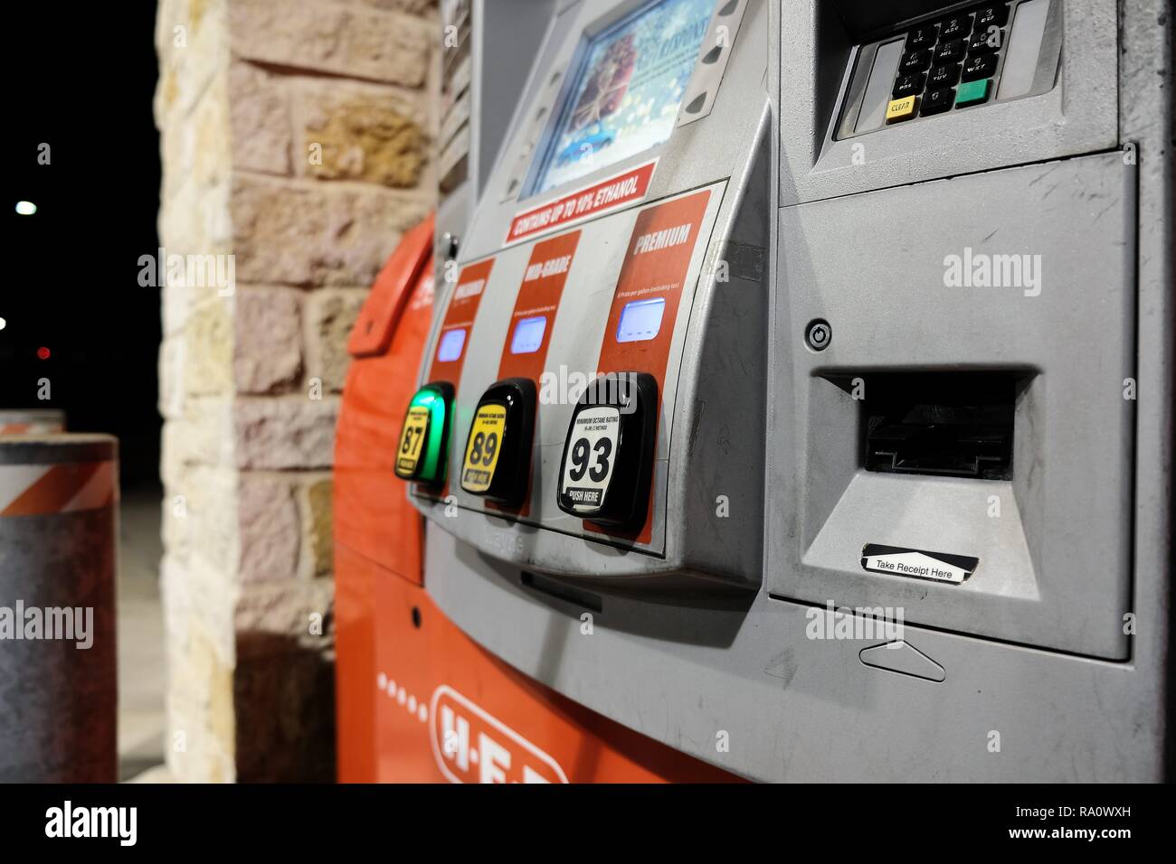Gas station at night hires stock photography and images Alamy