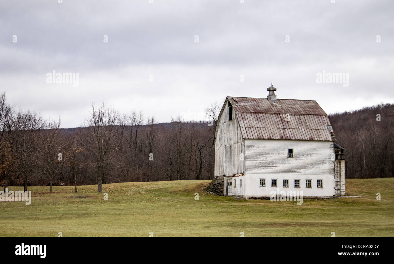 A rustic barn in the countryside Stock Photo