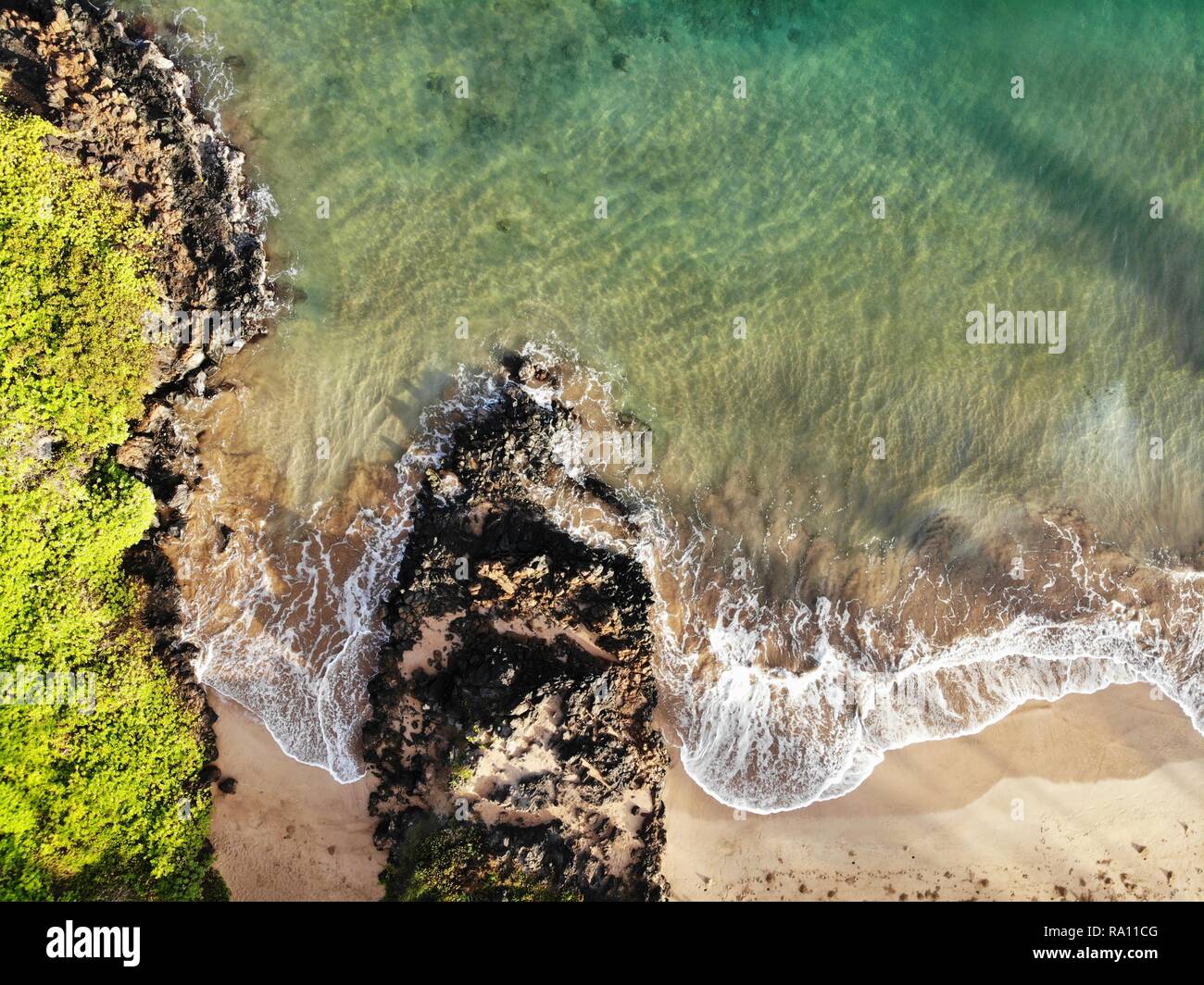 Warm waters of a Hawaiian beach Stock Photo Alamy