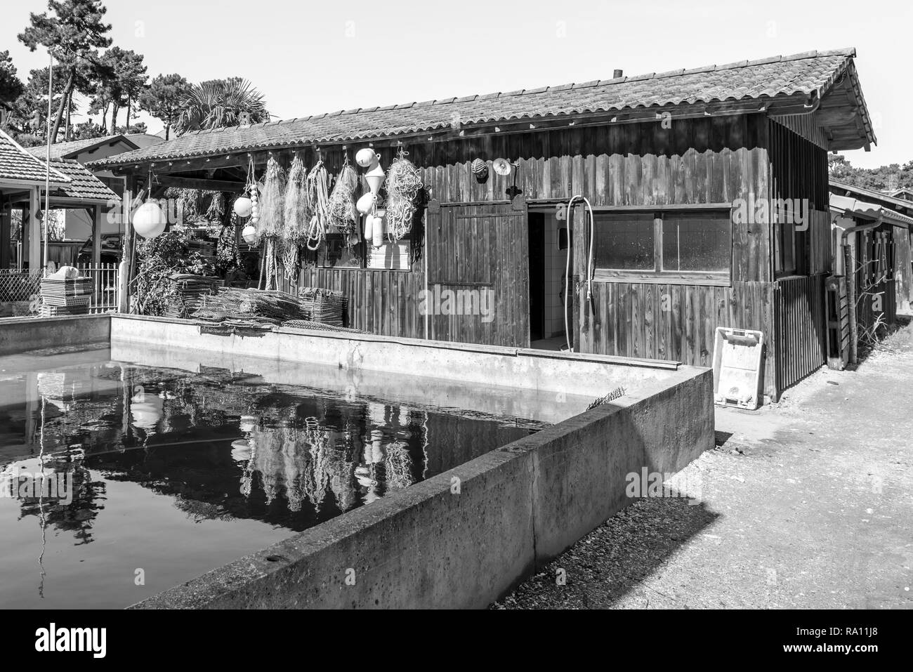 Arcachon Bay (France), the oyster village of Le Canon Stock Photo Alamy