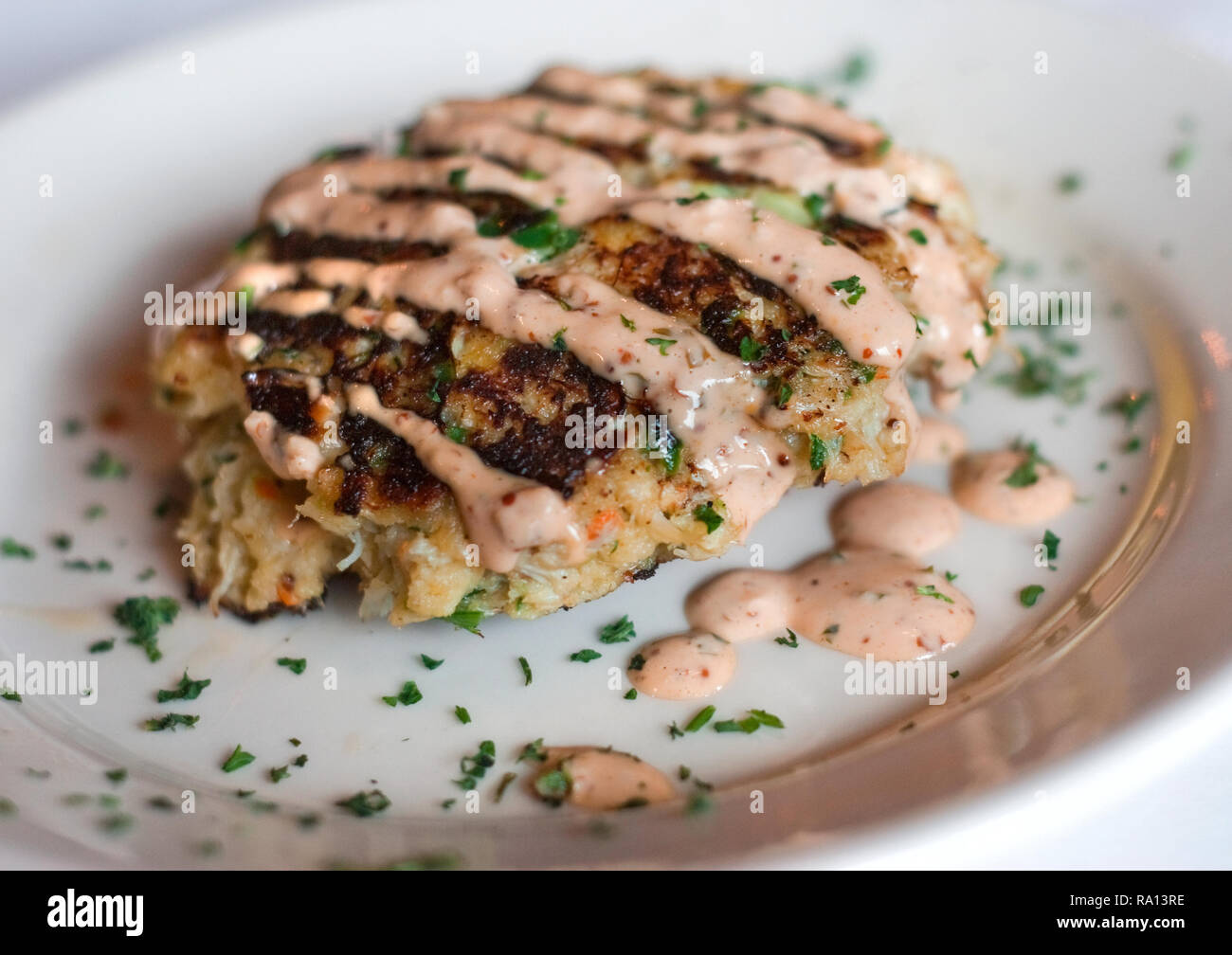 Plated crab cake hires stock photography and images Alamy