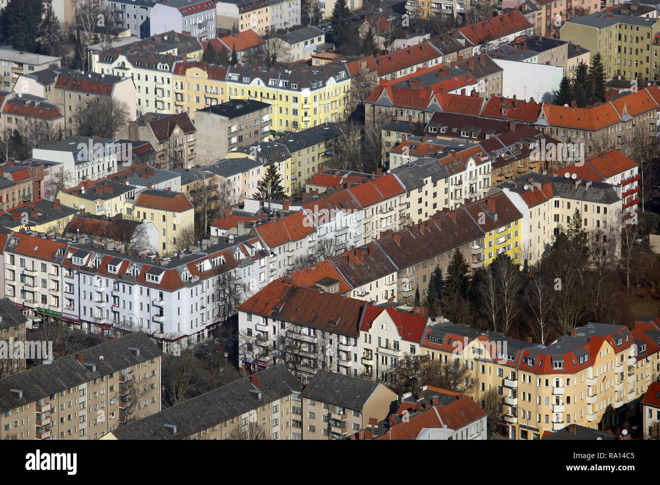 01.03.2018, Berlin, Berlin, Deutschland, Luftbildaufnahme, Wohnhaeuser in Berlin-Reinickendorf. 00S180301D142CARO.JPG [MODEL RELEASE: NOT APPLICABLE,  Stock Photo