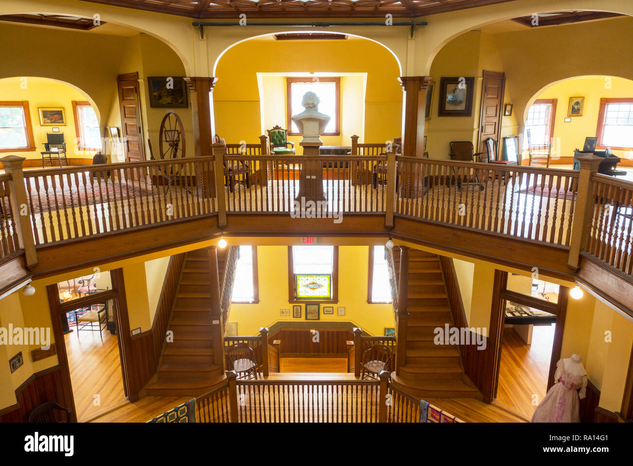 Maine State Building Poland Spring Stock Photo Alamy