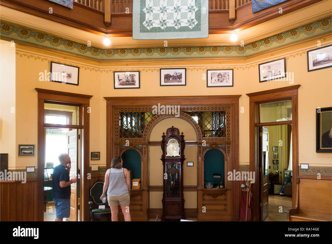 Maine State Building Poland Spring Stock Photo Alamy