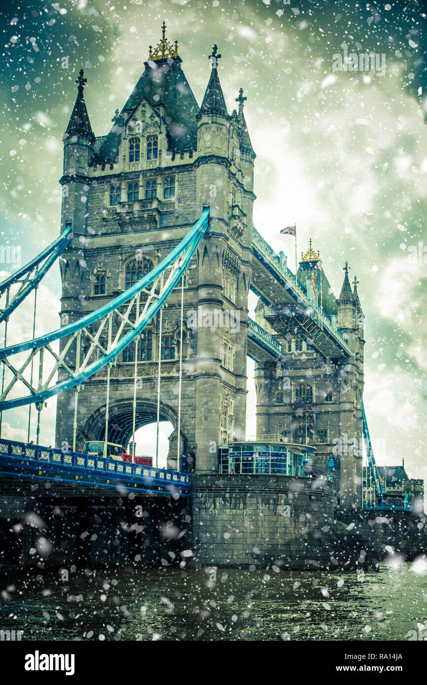 Winter at Tower Bridge London with snow falling on snowy day Stock Photo -  Alamy