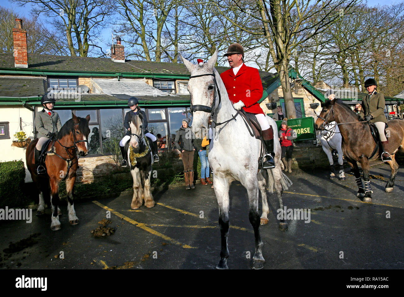 Pack horses pub hires stock photography and images Alamy