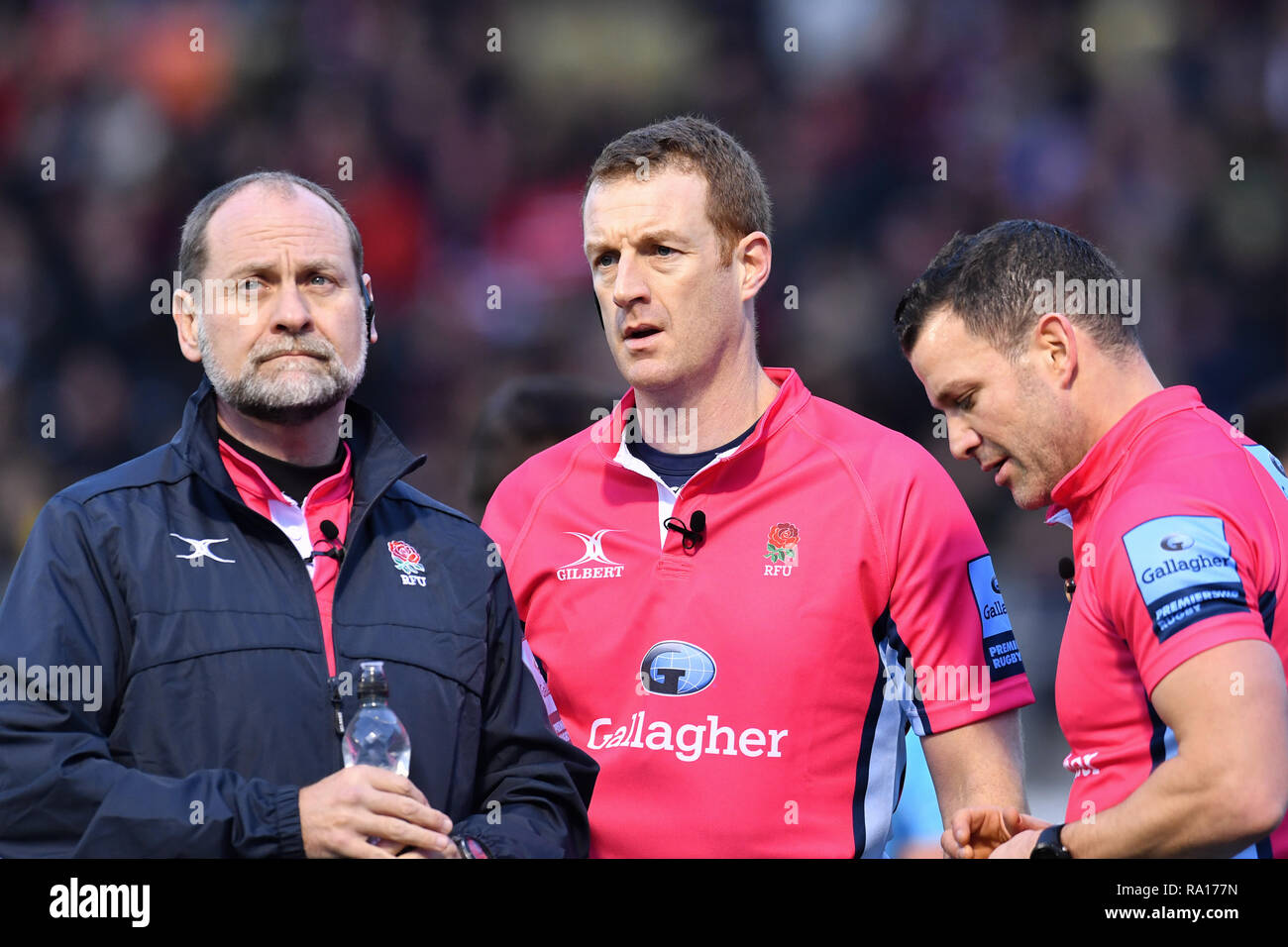 London Uk 29th Dec 2018 Referee Karl Dickson 13th Premiership Game Looks On The Screen During