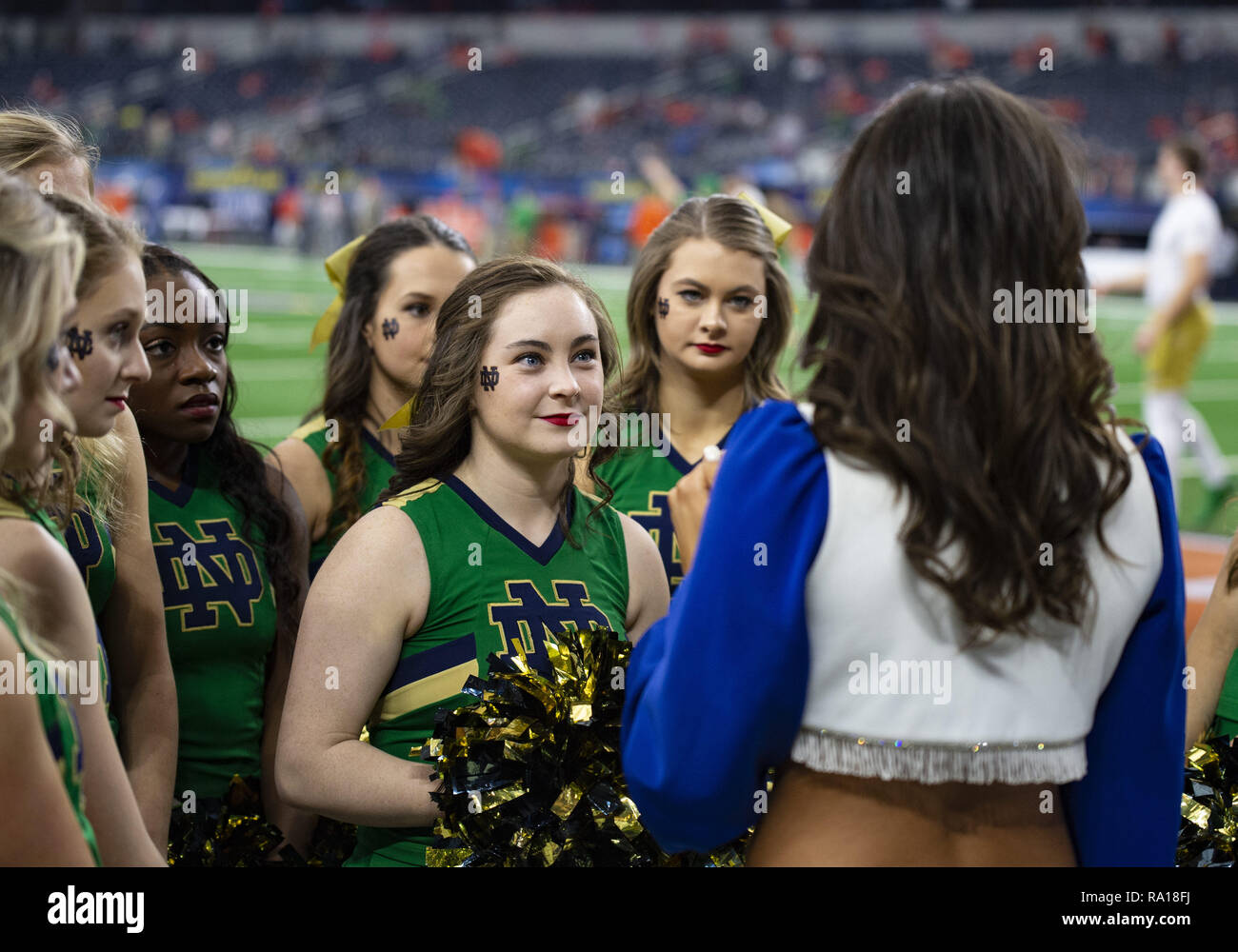 Notre Dame Cheerleaders During Game High Resolution Stock Photography and  Images - Alamy
