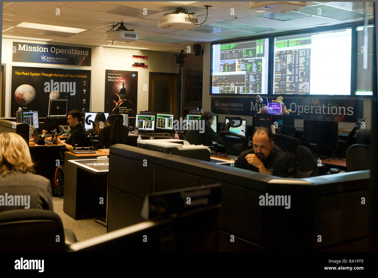Laurel, Maryland USA, 29th December, 2018: The Johns Hopkins University Applied Physics Laboratory (APL) Mission Operations Center and  Science Operations Center prepare for its interplanetary space probe New Horizons flyby of a Kuiper Belt object Ultima Thule.  New Horizons is scheduled to arrive at Ultima Thule on 05:33 UTC, 1st, January 2019. Credit: B Christopher/Alamy Live News Stock Photo