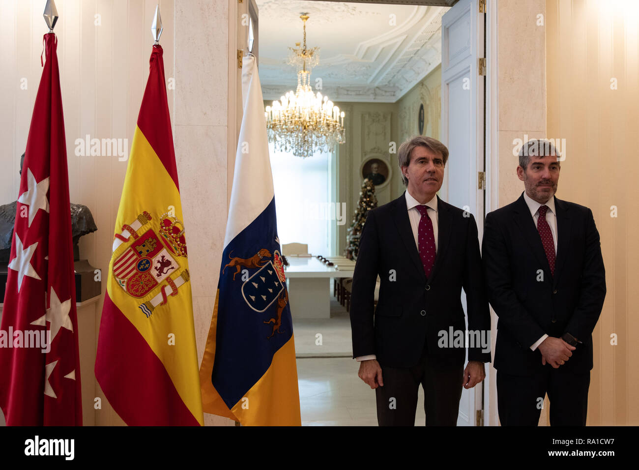 Madrid, Spain. 30th December 2018. ANGEL GARRIDO(left), The President of the Community of Madrid and FERNANDO CLAVIJO, The President of the Community of the Canary Islands. The president of the Community of Madrid, Ángel Garrido, has met with his Canarian counterpart, Fernando Clavijo, to review the latest preparations for the New Year bells, which tomorrow will offer the clock of Puerta del Sol and this year will sound also in the Canary spindle on Dec 30, 2018 in Madrid, Spain Credit: Jesús Hellin/Alamy Live News Stock Photo