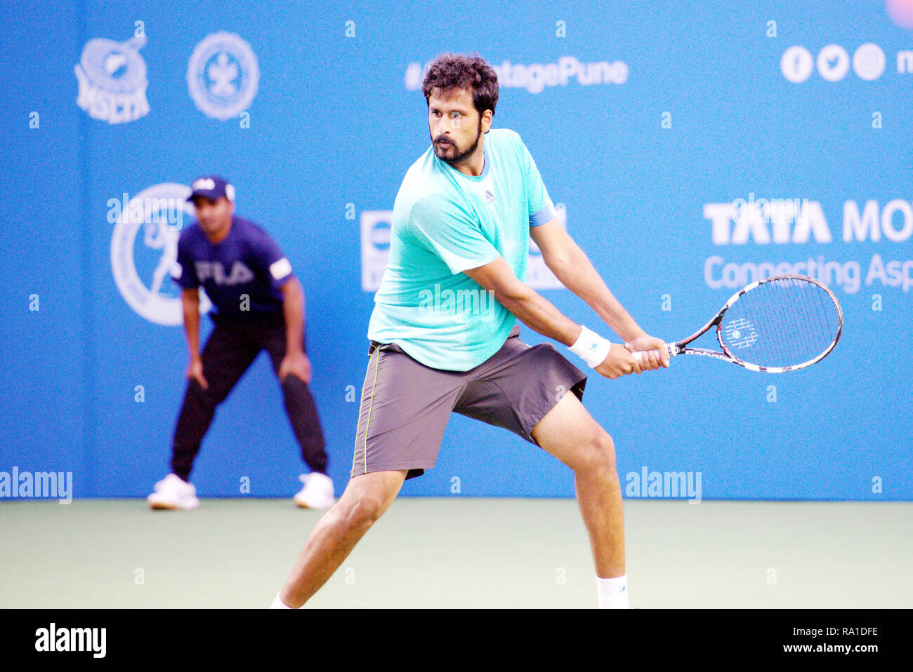 Pune, India. 30th December 2018. Saketh Myneni of India in action in the final round of qualifying singles competition at Tata Open Maharashtra ATP Tennis tournament in Pune, India. Credit: Karunesh Johri/Alamy Live News Stock Photo