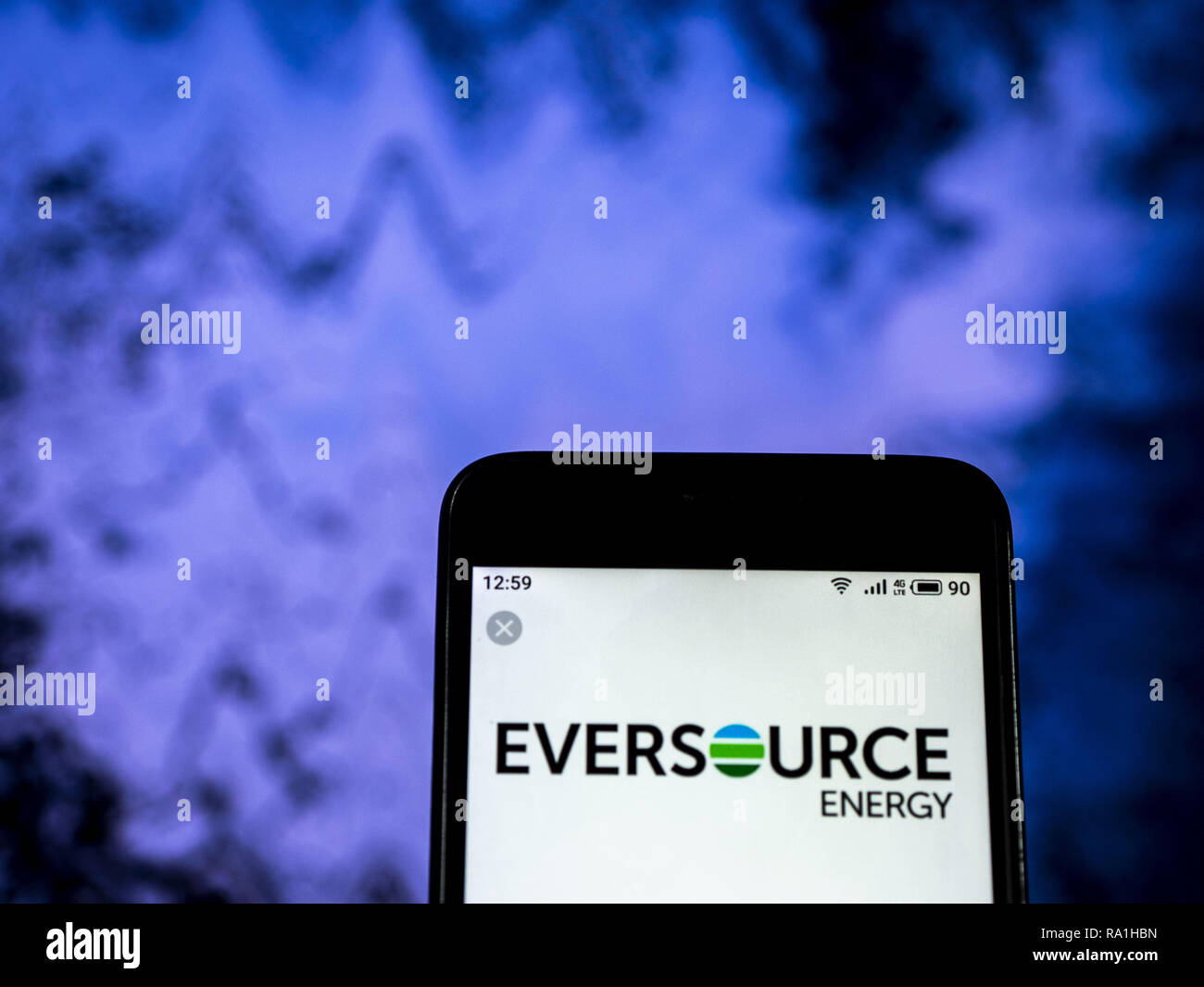 Eversource logo hires stock photography and images Alamy