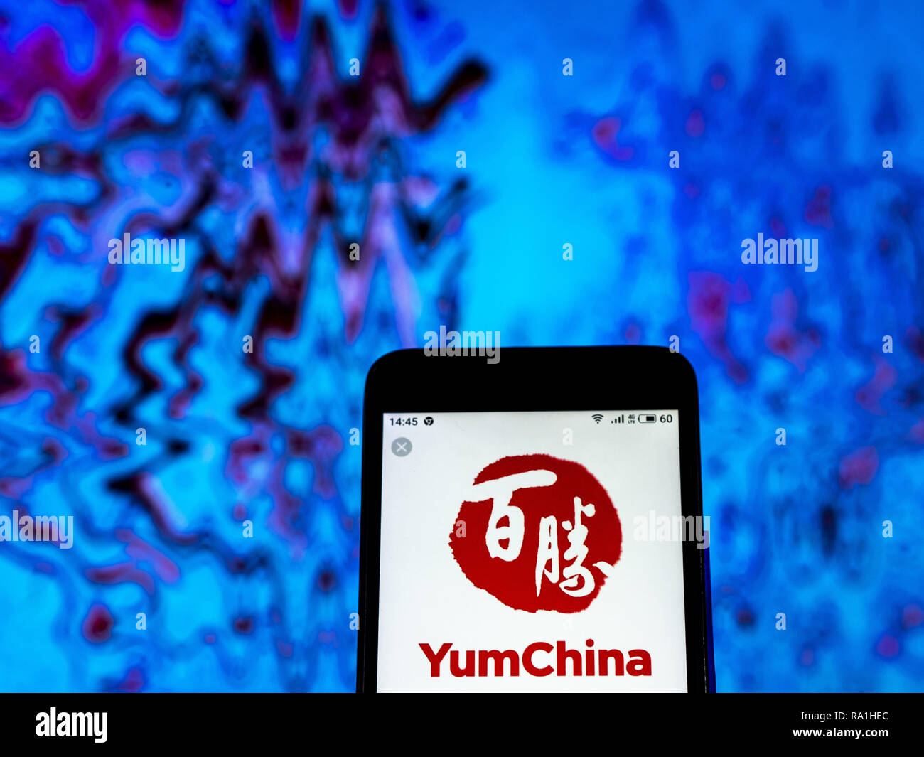 Kiev, Ukraine. 29th Dec, 2018. Yum China Fast food restaurant company logo seen displayed on a smart phone. Credit: Igor Golovniov/SOPA Images/ZUMA Wire/Alamy Live News Stock Photo
