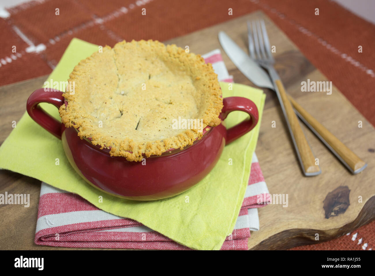 Turkey pot pie hi-res stock photography and images - Alamy