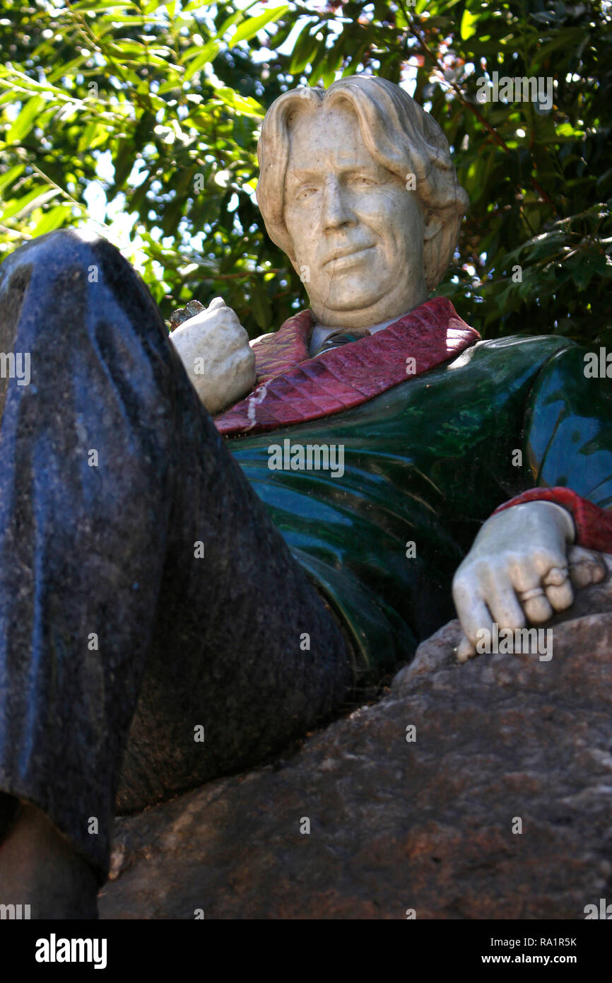 Oscar Wilde Statue, Merrion Square, Dublin, Irland/ Ireland (nur fuer