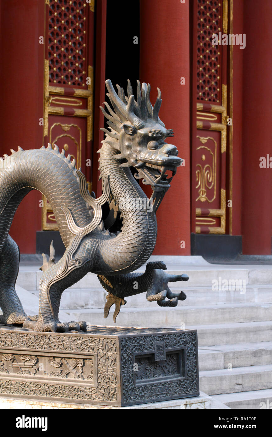 Guard dragon statue, qilin statue, Summer Palace, Beijing, People's republic of China. Hall of benevolence and longevity. Stock Photo