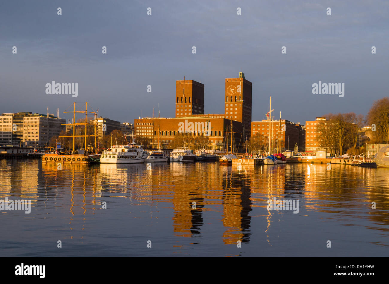 Oslo harbour hi-res stock photography and images - Alamy