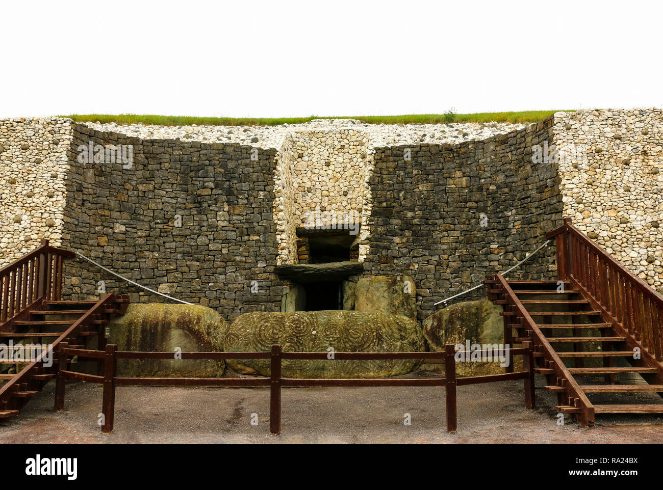 Megalithic tomb of Newgrange, the largest in Ireland located in the Boyne Valley Stock Photo