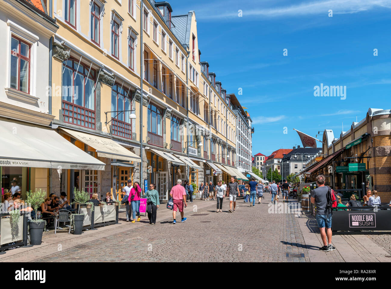 Cafes, bars and restaurants on Kungstorget in the city centre, Gothenburg (Göteborg), Sweden Stock Photo