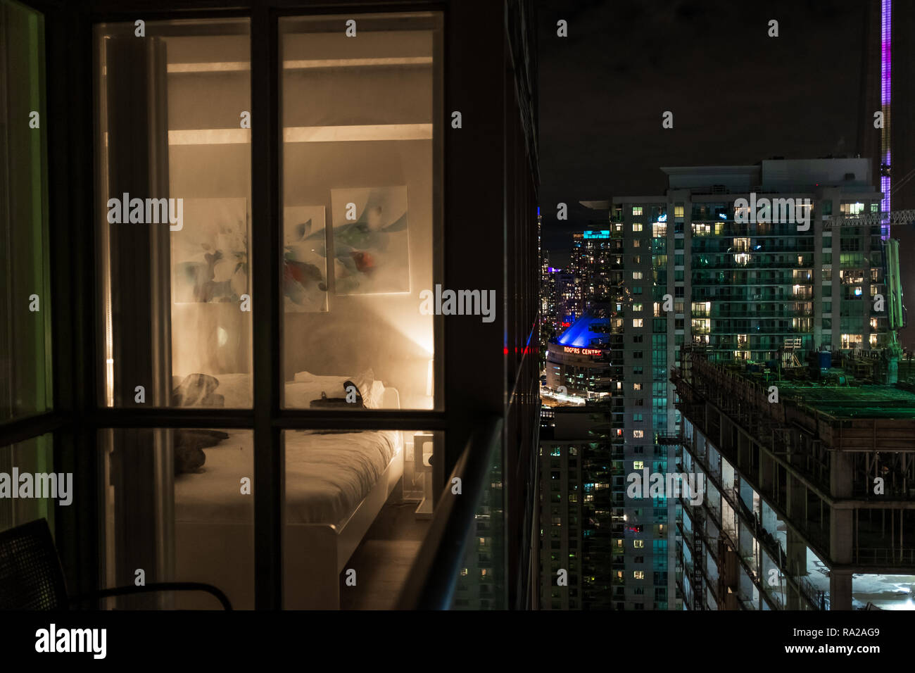 Bedroom View And Toronto Skyline From Maple Leaf Square In Toronto Canada Stock Photo Alamy Bedroom View And Toronto Skyline From Maple Leaf Square In Toronto Canada Stock Photo Alamy