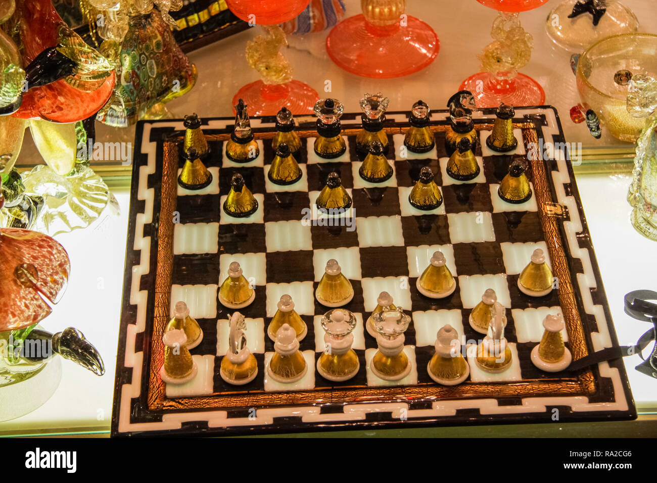 Ancient Chess Set Stock Photos & Ancient Chess Set Stock Images - Alamy