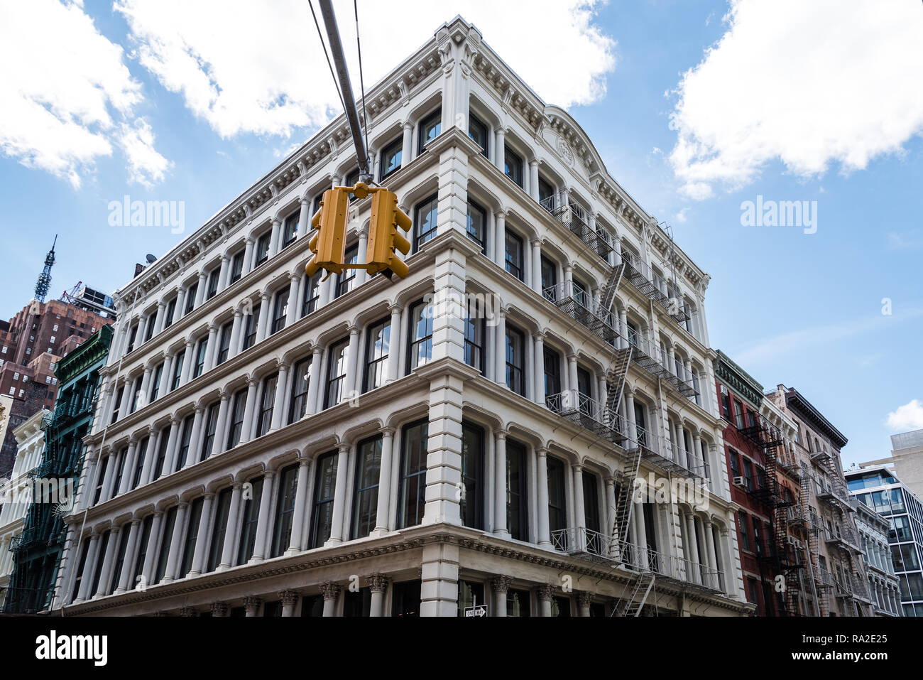 Cast iron street light hi-res stock photography and images - Alamy