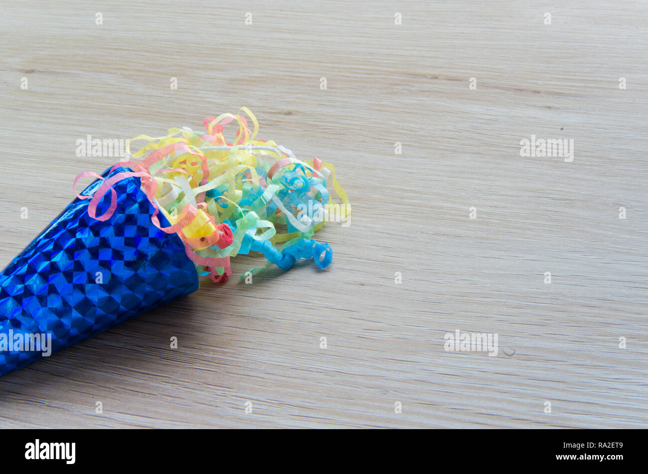 Party popper explosion hi-res stock photography and images - Alamy