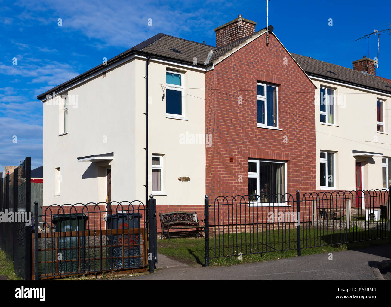 Exterior wall insulation with slip brick cladding Stock Photo Alamy