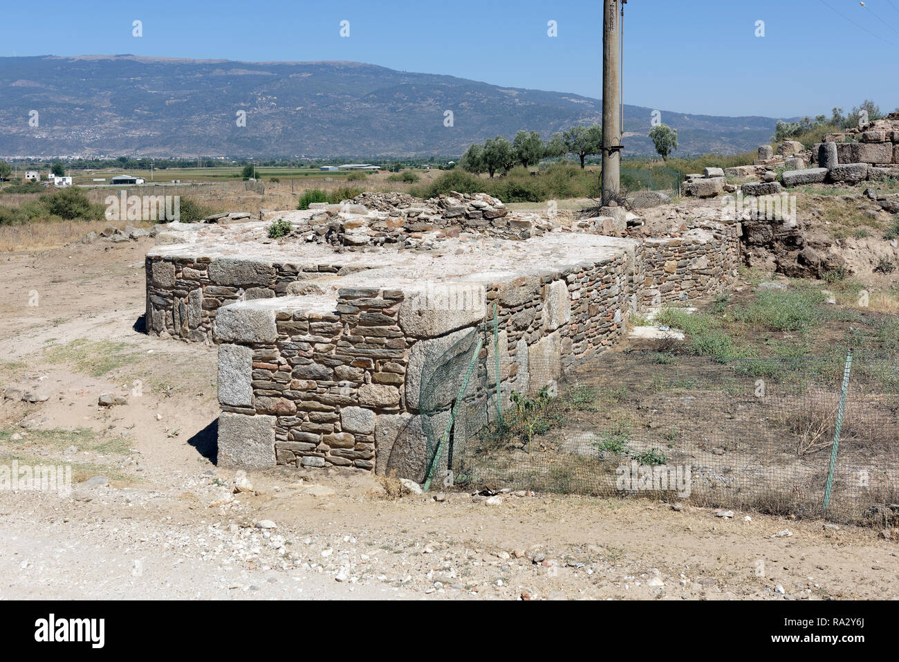 Section of the Byzantine fortification walls and watchtowers at Alabanda, an ancient city of Caria, Anatolia, Turkey. The city was also known as Antio Stock Photo