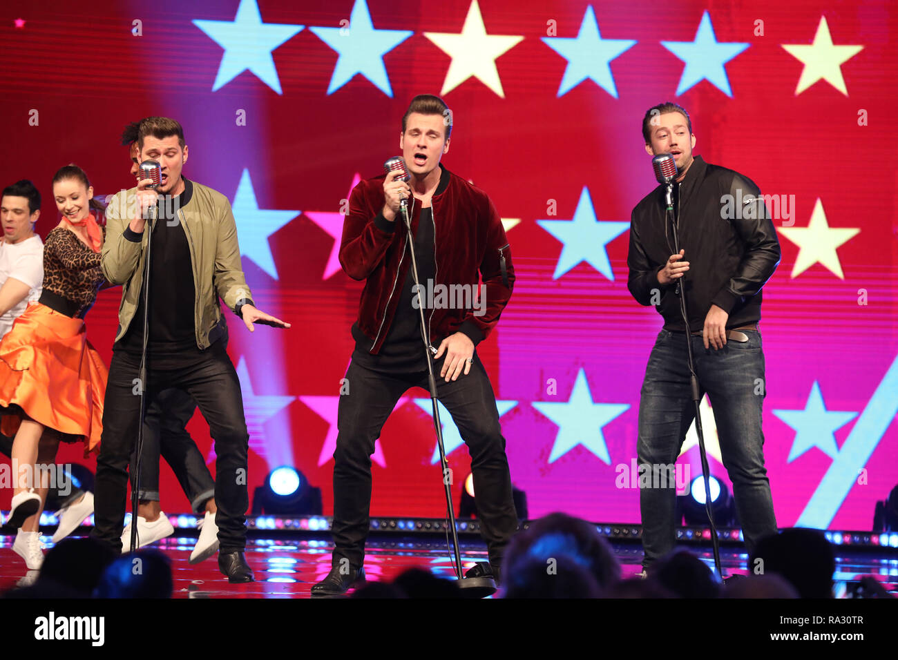 pastel brugervejledning Ødelæggelse Linz, Austria. 30th Dec, 2018. Music group The Baseballs performs during the  dress rehearsal of the ARD show Silvester Show. The programme will be  broadcast live on ARD and ORF on 31.12.2018.