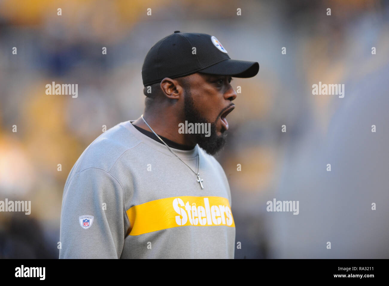 Pittsburgh, PA, USA. 2nd Dec, 2020. Head Coach Mike Tomlin during the  Pittsburgh Steelers vs Baltimore Ravens game at Heinz Field in Pittsburgh,  PA. Jason Pohuski/CSM/Alamy Live News Credit: Cal Sport Media/Alamy