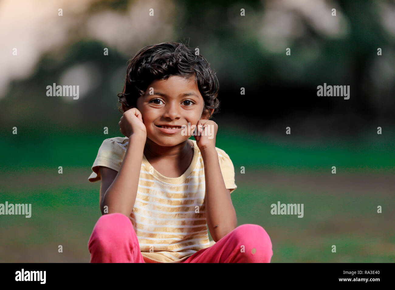 poor indian girl child Stock Photo