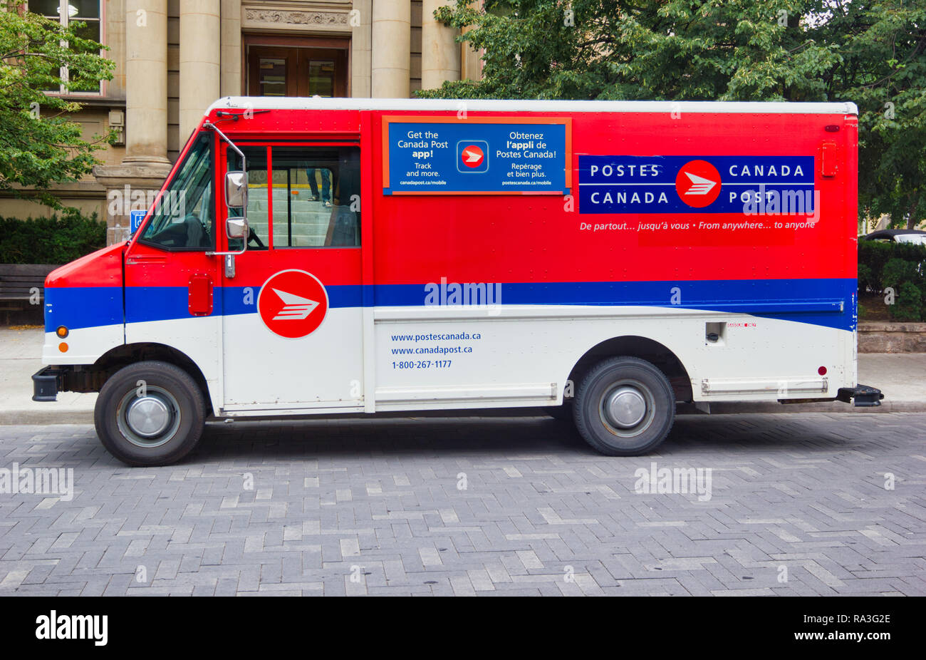 Canada post truck hires stock photography and images Alamy