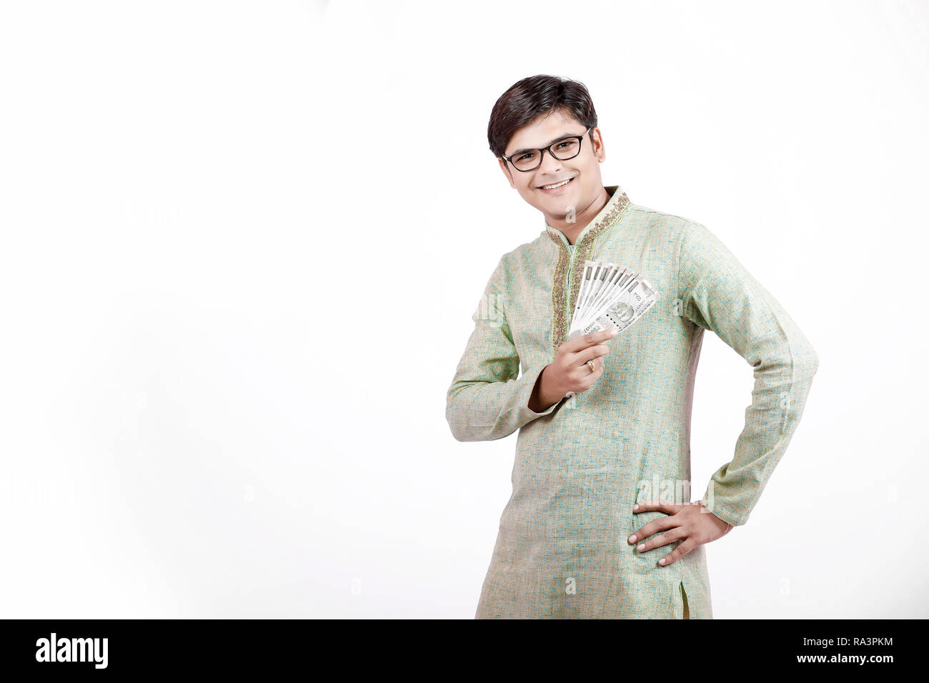 500 rupee note hi-res stock photography and images - Alamy